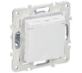 Розетки СУ ИЭК SKANDY