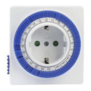 Таймер-розетка SmartBuy SBE-STM1 3600Вт (сутки, интервал 15 мин)